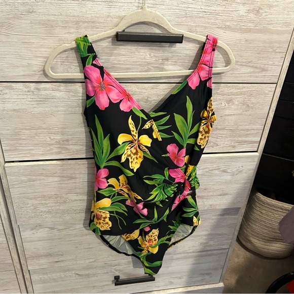 Beach Bay Black Floral One-Piece Swimsuit - size 16 - Picture 1 of 6